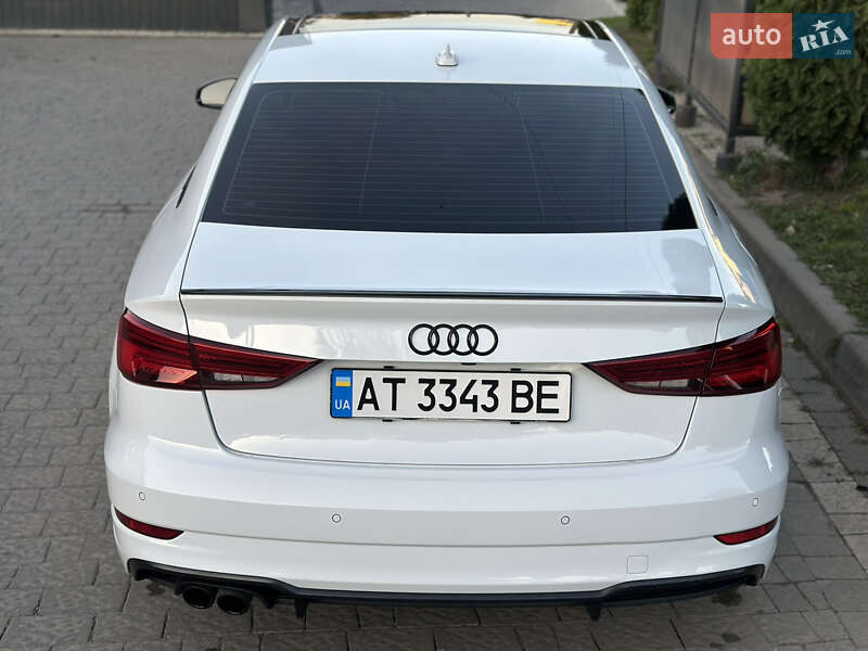 Седан Audi A3 2017 в Івано-Франківську