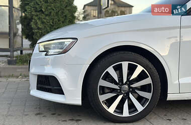 Седан Audi A3 2017 в Ивано-Франковске