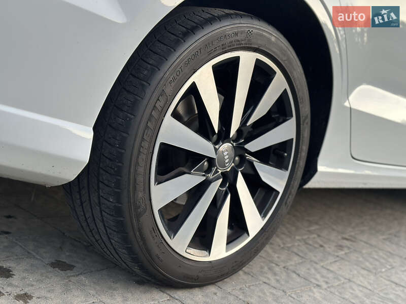 Седан Audi A3 2017 в Івано-Франківську