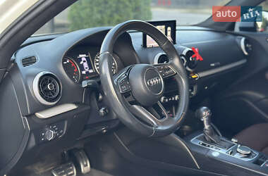Седан Audi A3 2017 в Ивано-Франковске