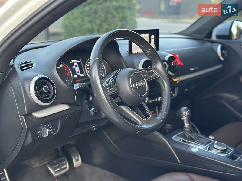 Седан Audi A3 2017 в Івано-Франківську