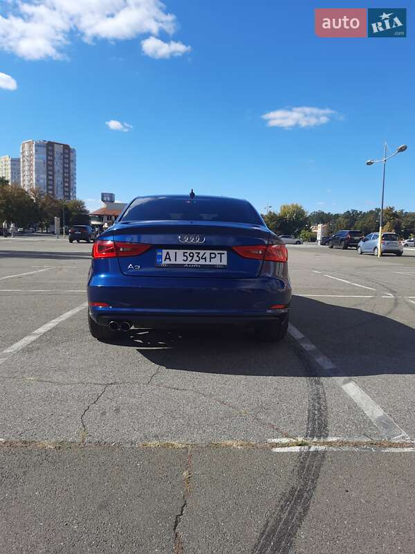 Седан Audi A3 2014 в Киеве