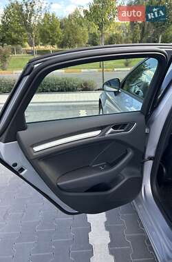 Седан Audi A3 2016 в 