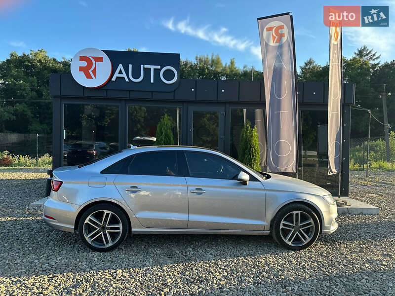 Седан Audi A3 2017 в Львові