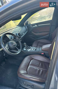 Седан Audi A3 2017 в 
