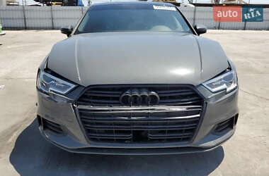 Седан Audi A3 2019 в 