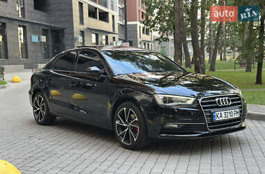 Седан Audi A3 2015 в 