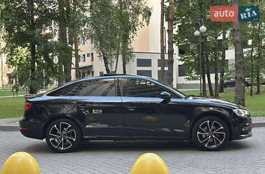 Седан Audi A3 2015 в 