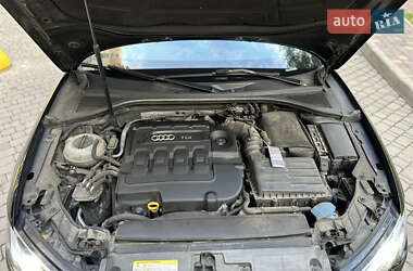 Седан Audi A3 2015 в 
