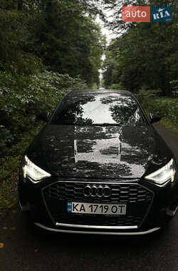 Седан Audi A3 2020 в 