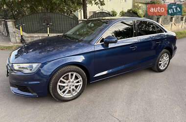 Седан Audi A3 2015 в Івано-Франківську
