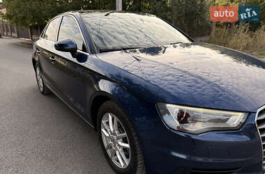 Седан Audi A3 2015 в 