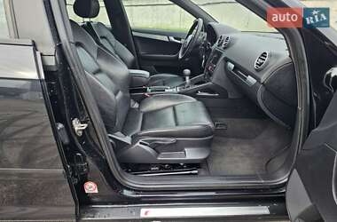 Хэтчбек Audi A3 2006 в 