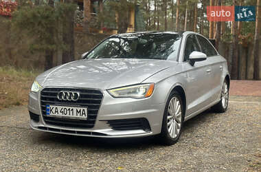 Седан Audi A3 2014 в Киеве