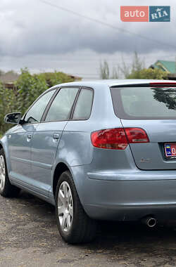 Хэтчбек Audi A3 2008 в 