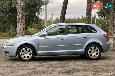 Хэтчбек Audi A3 2008 в 