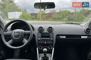 Хэтчбек Audi A3 2008 в 