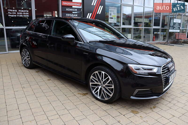 Хетчбек Audi A3 2018 в Львові