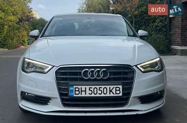 Седан Audi A3 2016 в 