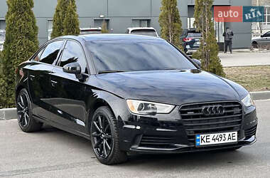 Седан Audi A3 2015 в Киеве