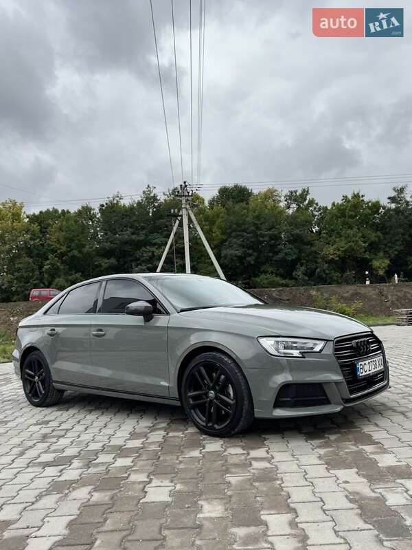 Седан Audi A3 2020 в Львові