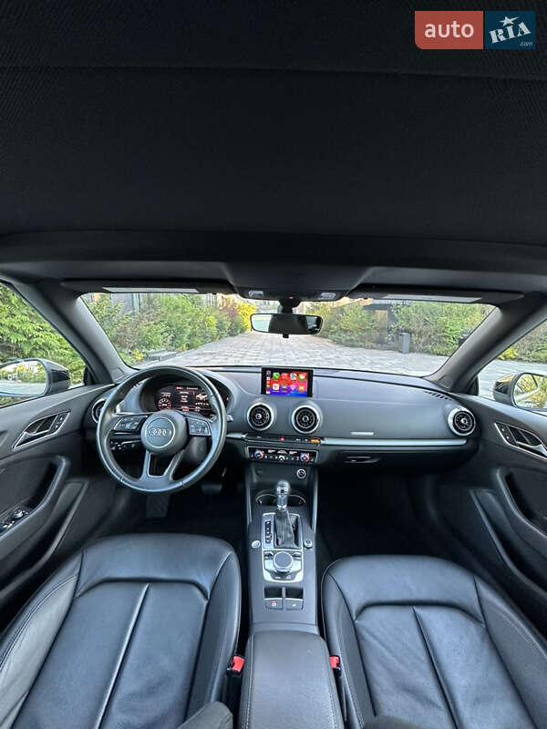 Кабріолет Audi A3 2018 в Києві