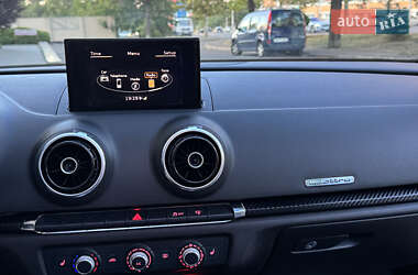 Седан Audi A3 2014 в 