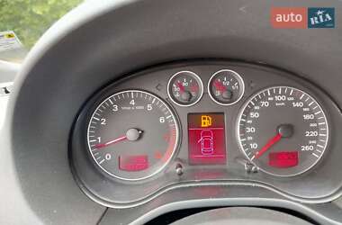 Хетчбек Audi A3 2006 в 