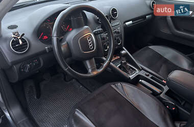 Хэтчбек Audi A3 2005 в 