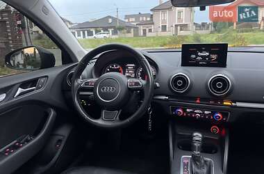 Седан Audi A3 2016 в 