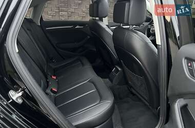 Седан Audi A3 2016 в 