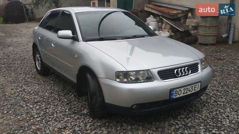 Хэтчбек Audi A3 2002 в Чорткове