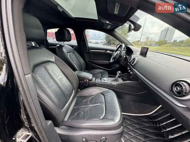 Седан Audi A3 2015 в Киеве