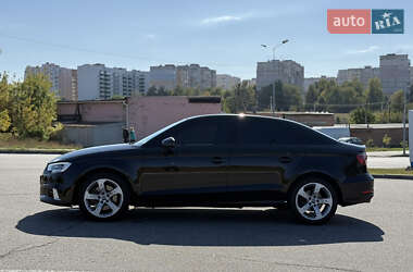 Седан Audi A3 2018 в 