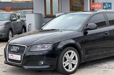 Хэтчбек Audi A3 2009 в 