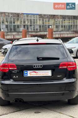 Хэтчбек Audi A3 2009 в 