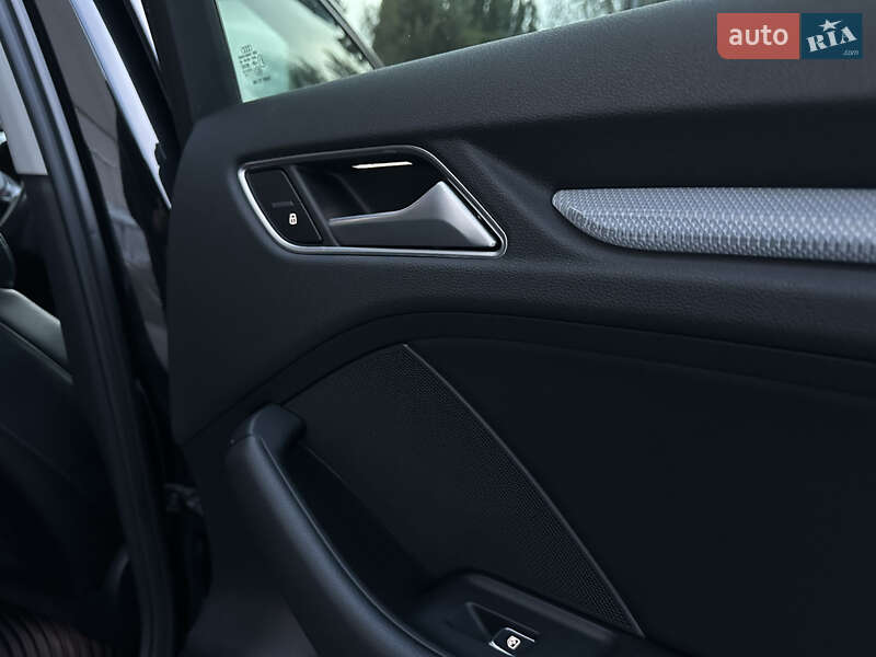 Хэтчбек Audi A3 2016 в Киеве