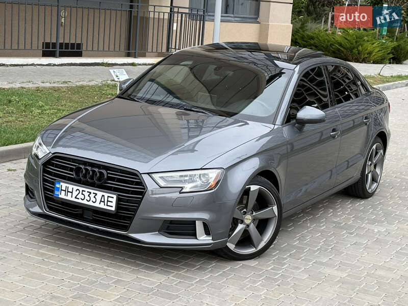 Седан Audi A3 2016 в Одессе