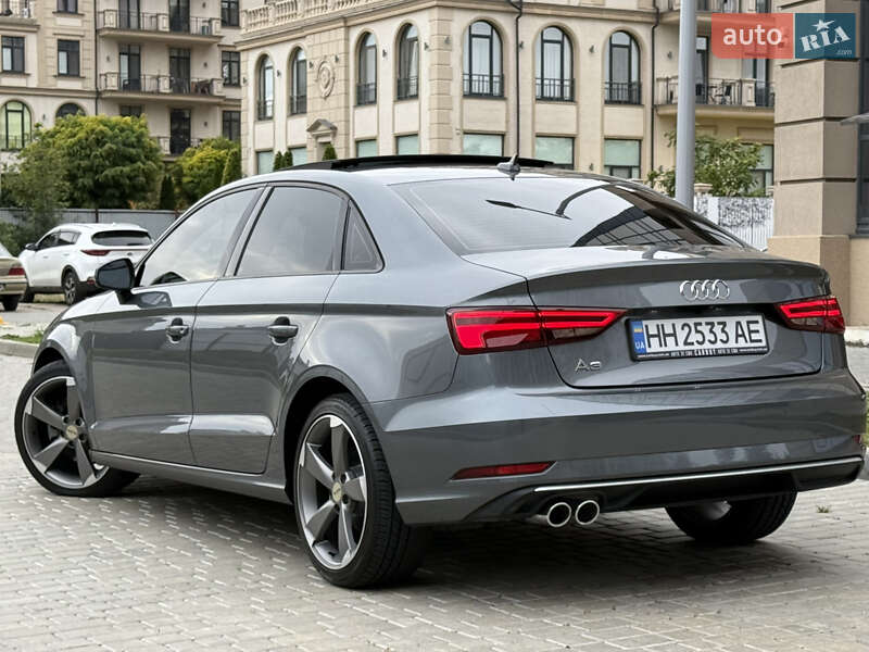 Седан Audi A3 2016 в Одессе