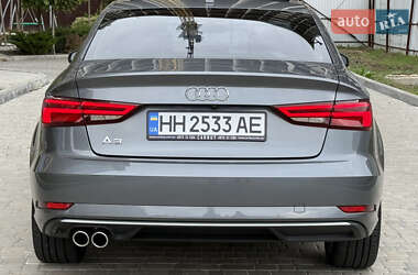 Седан Audi A3 2016 в 