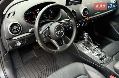 Седан Audi A3 2016 в 