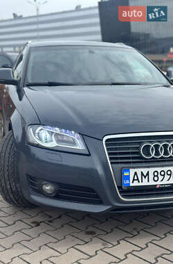 Хетчбек Audi A3 2009 в 