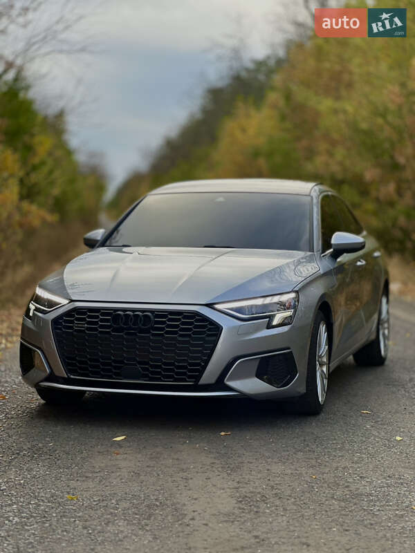 Седан Audi A3 2023 в Харькове