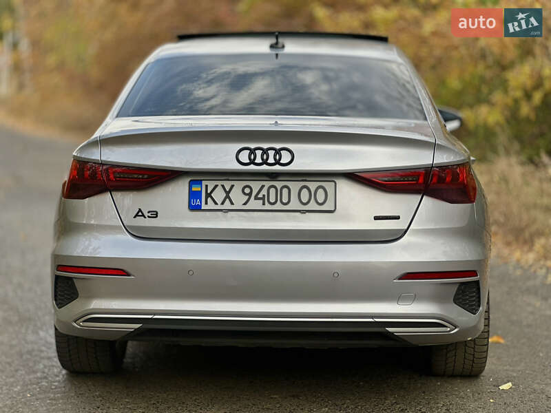 Седан Audi A3 2023 в Харькове