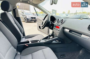 Хэтчбек Audi A3 2013 в 