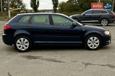 Хэтчбек Audi A3 2009 в 