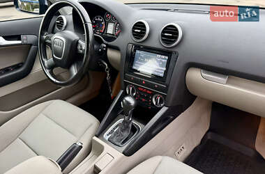 Хэтчбек Audi A3 2009 в 
