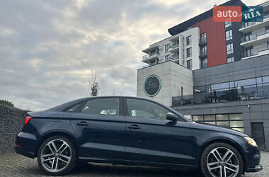 Седан Audi A3 2018 в 