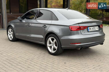 Седан Audi A3 2015 в 