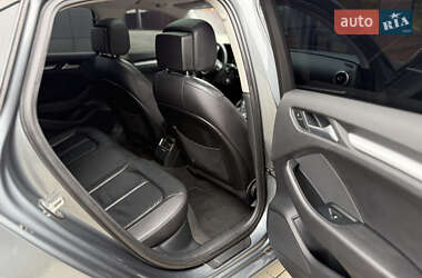 Седан Audi A3 2015 в 